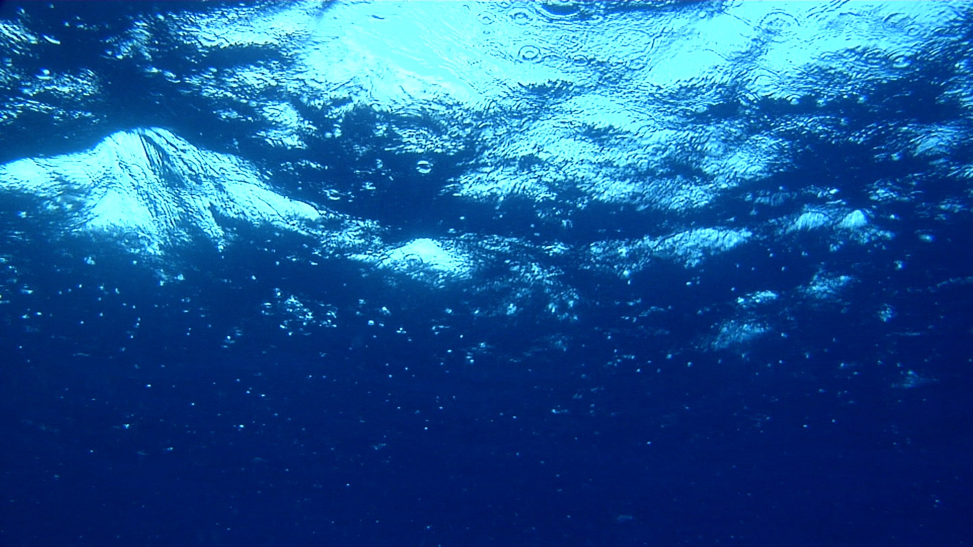 Ocean scenery rain on the surface, on water surface, HD, UP19515